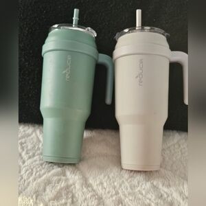 RED'UCE STAINLESS STEEL TUMBLERS Green/offwhite 50oz Nwot